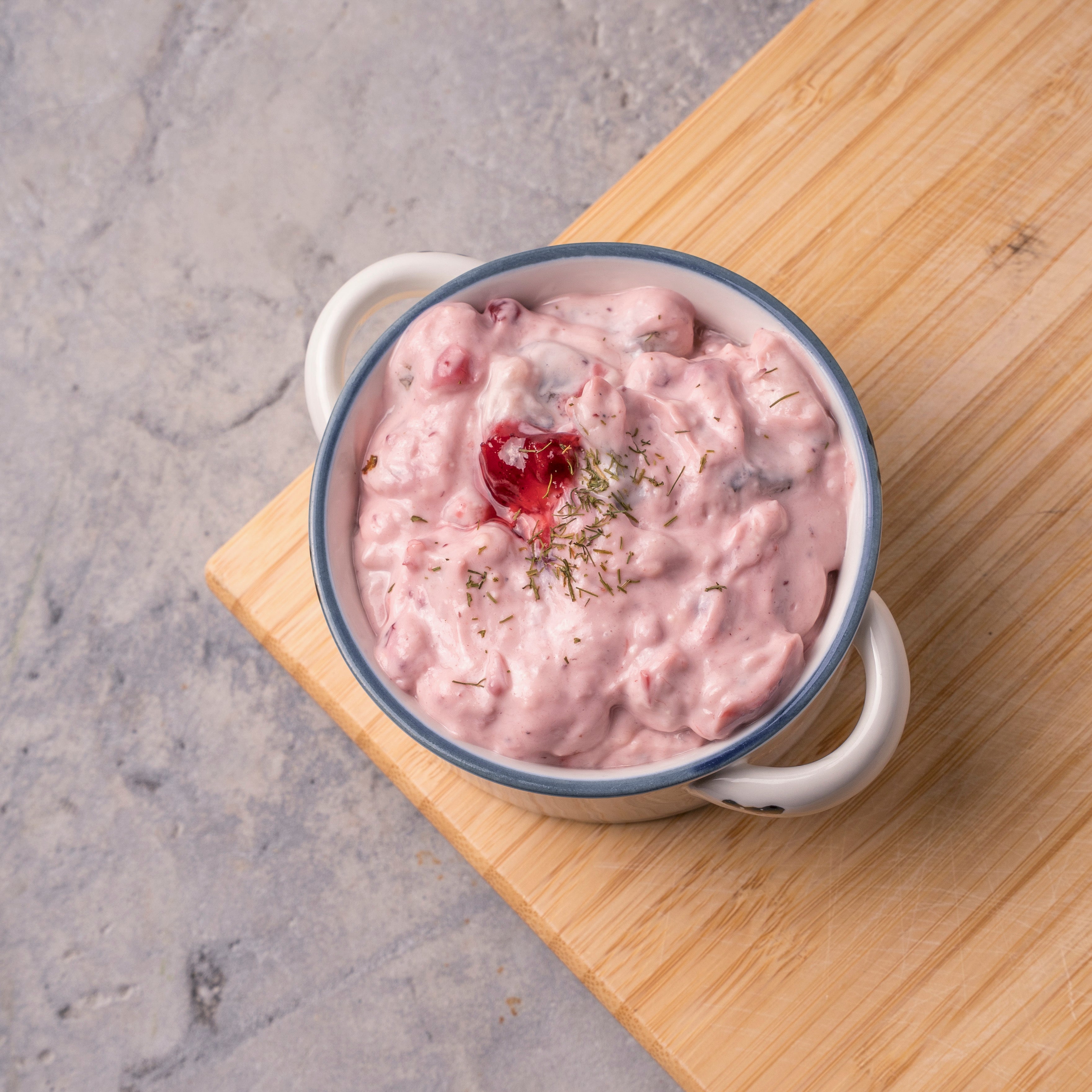 Heringssalat mit Preiselbeeren