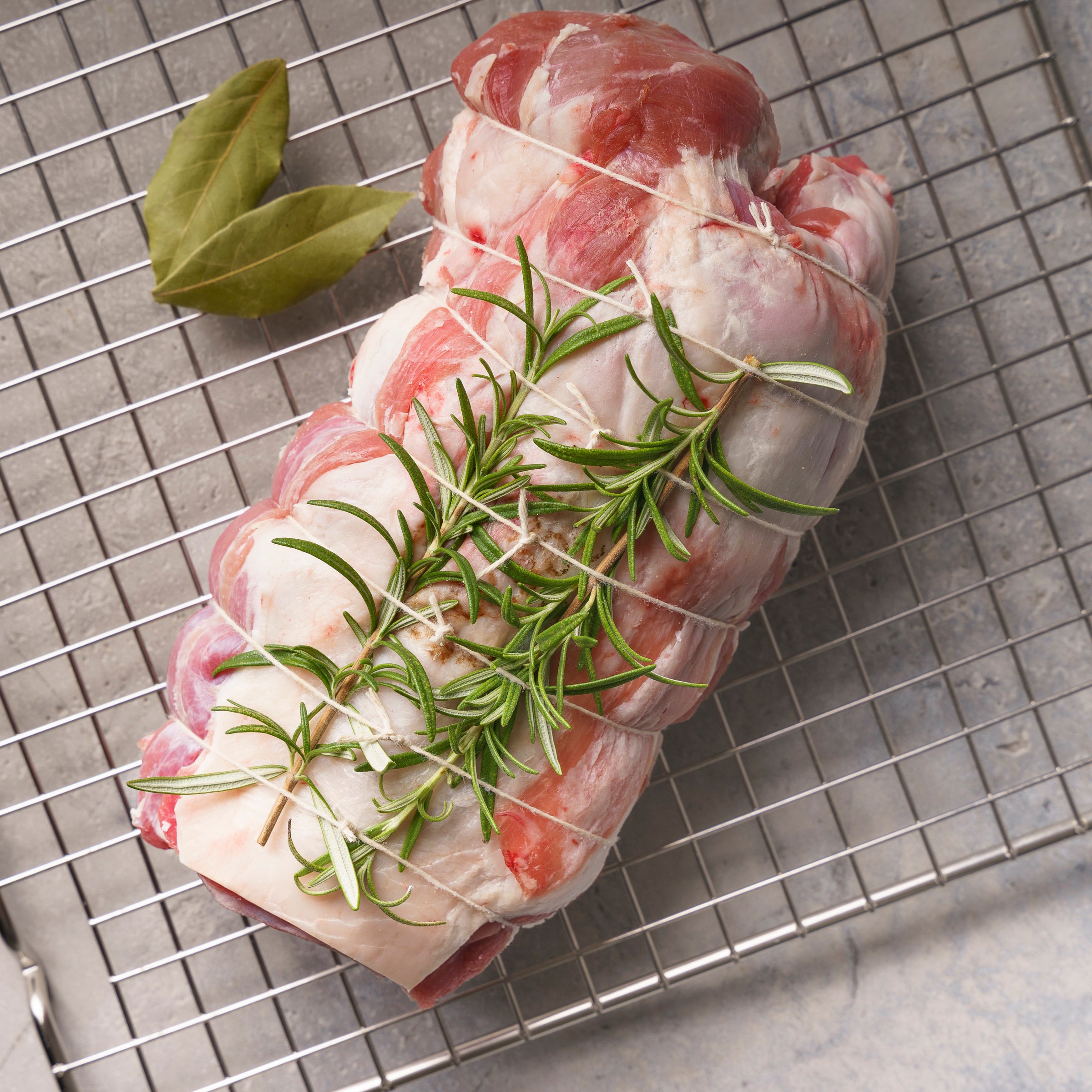 Lammbraten aus dem Schlögel, ideal für 4 Personen